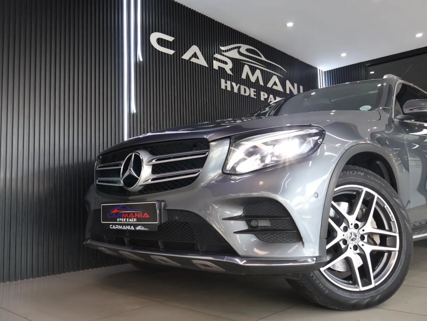 2017 Mercedes-Benz GLC 250d 4Matic AMG Line, photo 4 of 10
