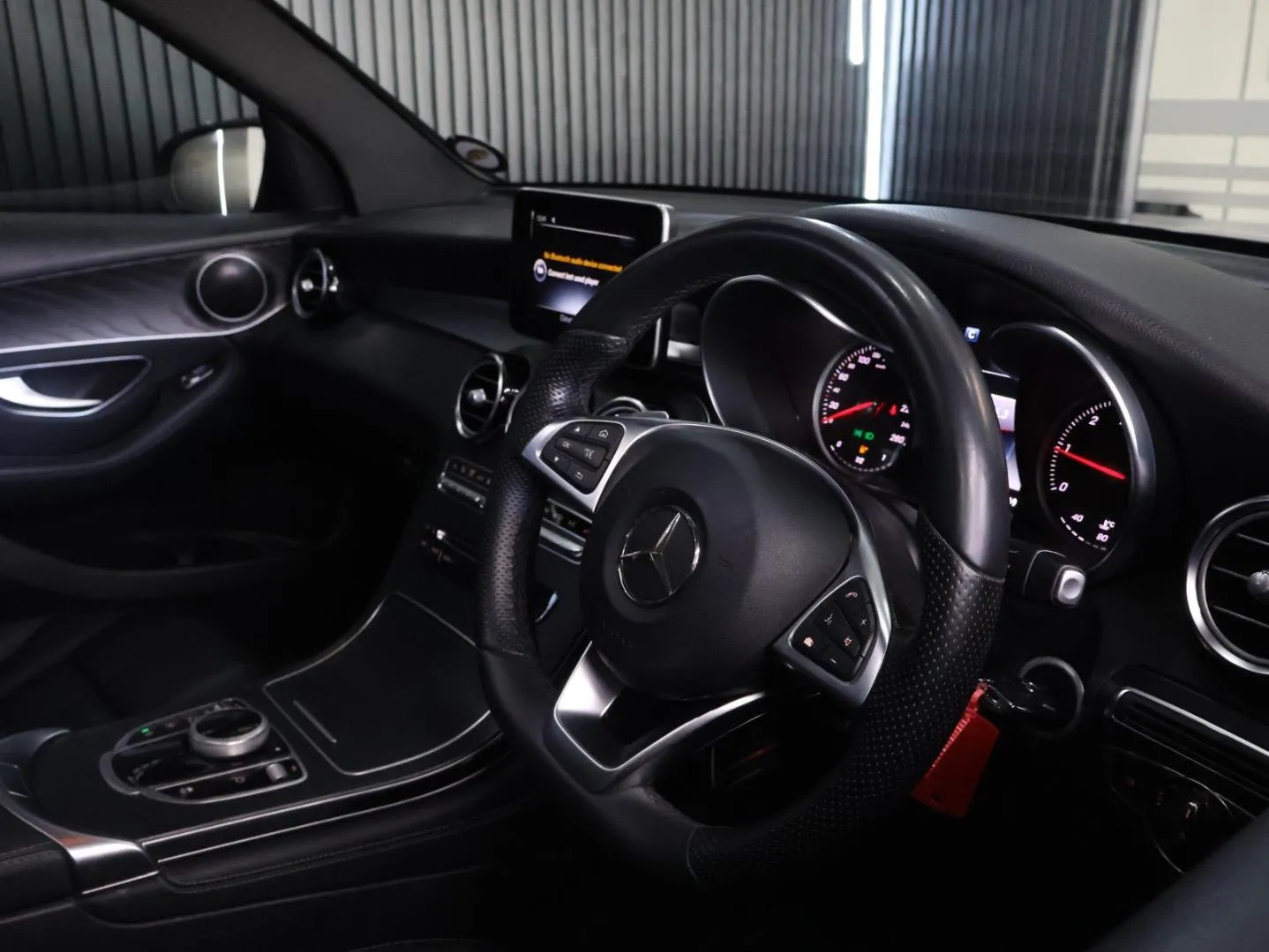 2017 Mercedes-Benz GLC 250d 4Matic AMG Line, photo 9 of 10