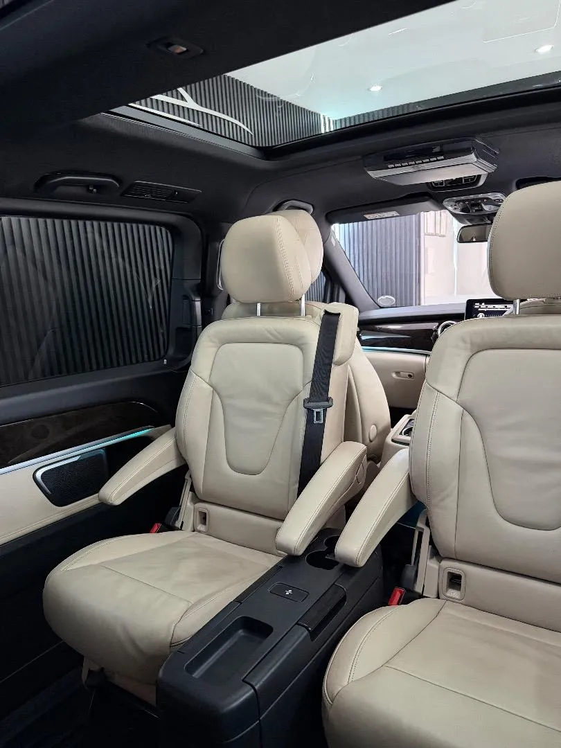 2017 Mercedes-Benz V-Class V250d Avantgarde, photo 13 of 19