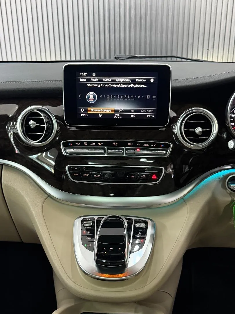 2017 Mercedes-Benz V-Class V250d Avantgarde, photo 15 of 19