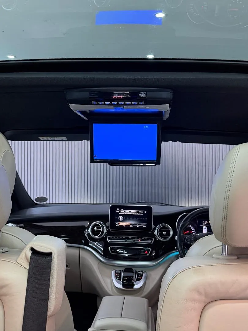 2017 Mercedes-Benz V-Class V250d Avantgarde, photo 19 of 19