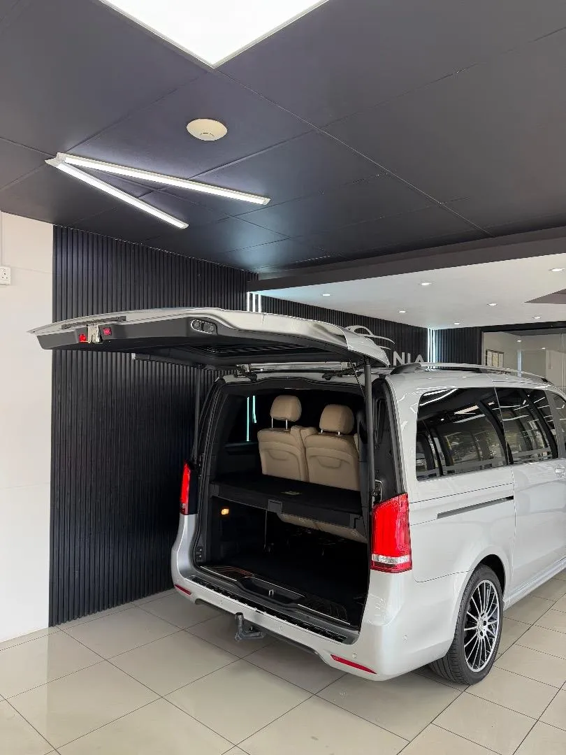 2017 Mercedes-Benz V-Class V250d Avantgarde, photo 8 of 19