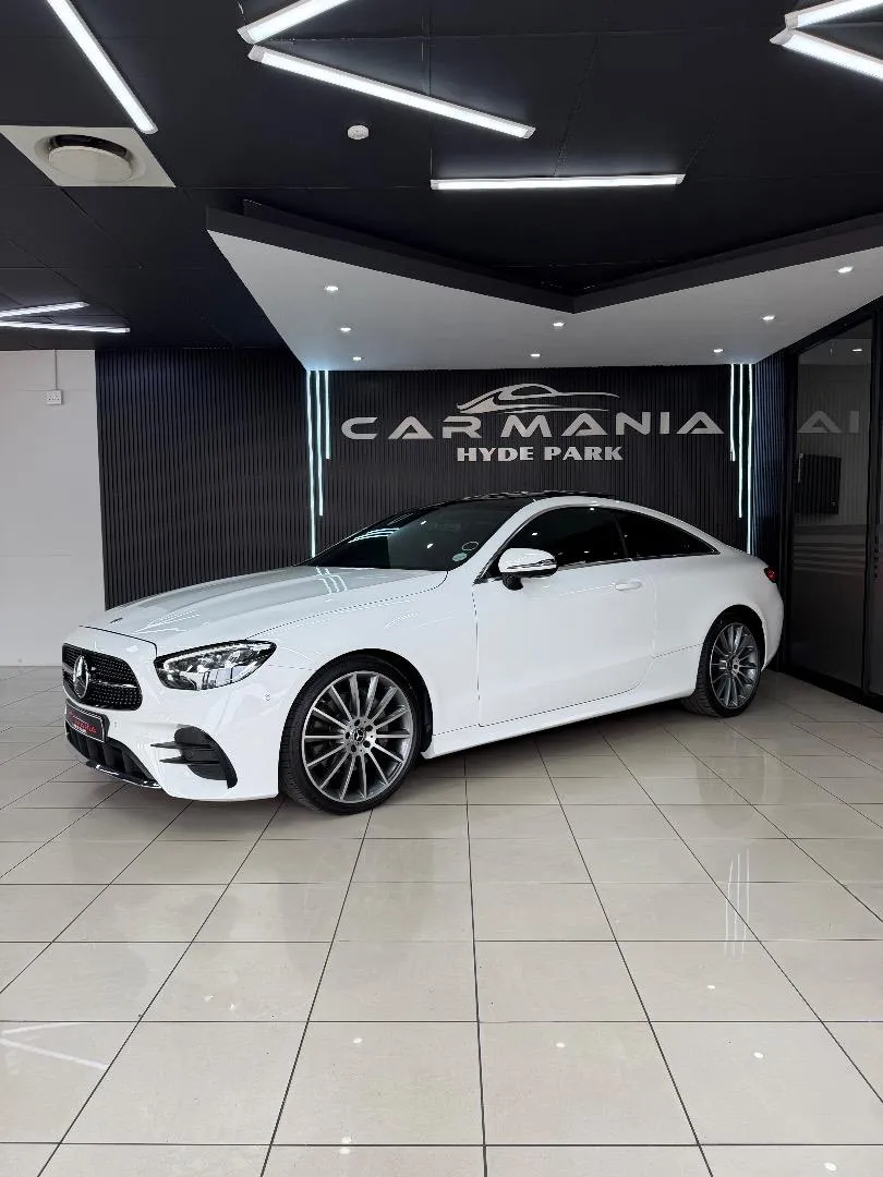 2022 Mercedes-Benz E-Class E300 Coupe AMG Line, photo 1 of 20