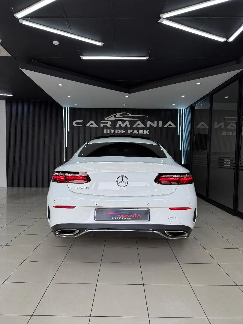 2022 Mercedes-Benz E-Class E300 Coupe AMG Line, photo 12 of 20