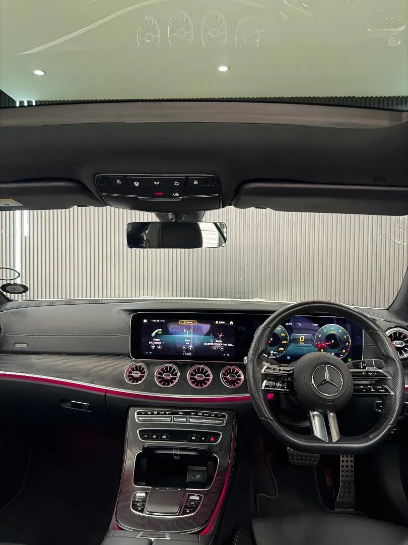 2022 Mercedes-Benz E-Class E300 Coupe AMG Line, photo 13 of 20