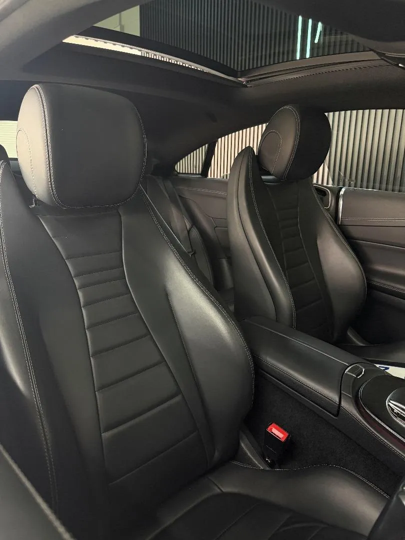 2022 Mercedes-Benz E-Class E300 Coupe AMG Line, photo 19 of 20