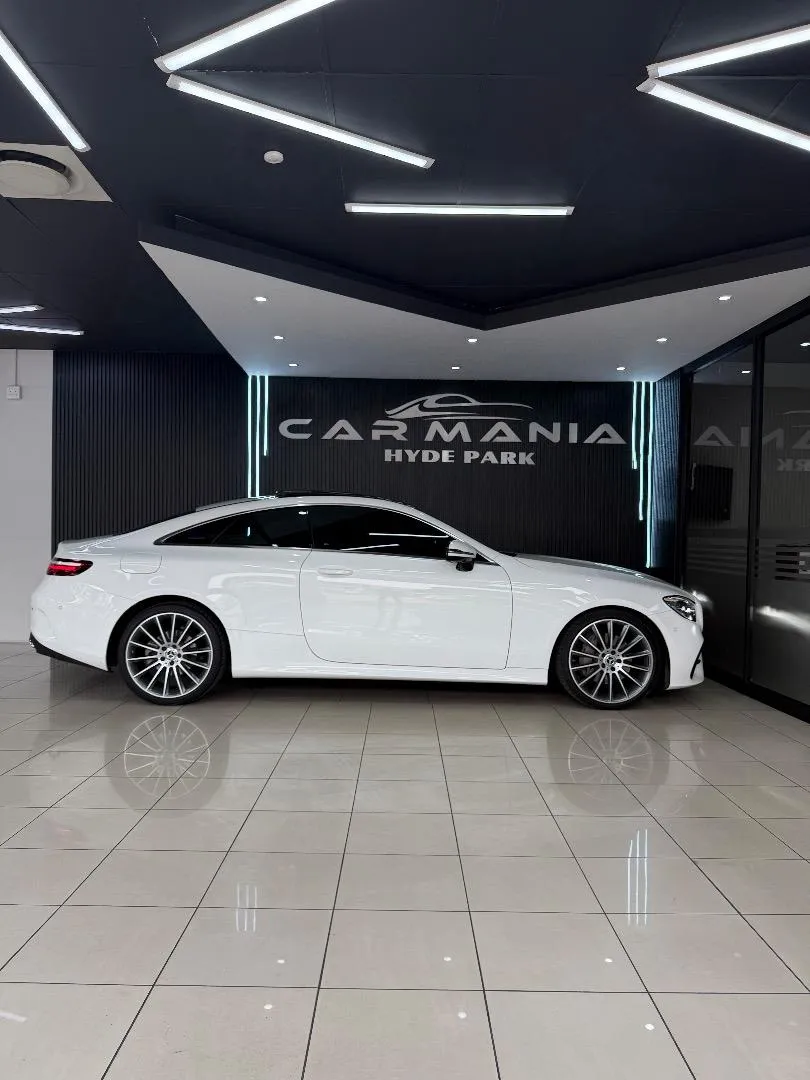 2022 Mercedes-Benz E-Class E300 Coupe AMG Line, photo 3 of 20
