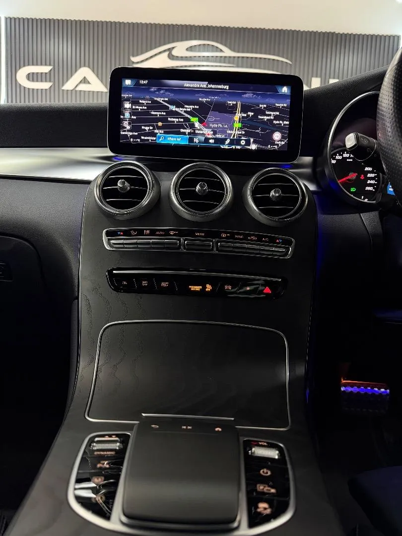 2022 Mercedes-Benz GLC GLC300d 4Matic, photo 10 of 12