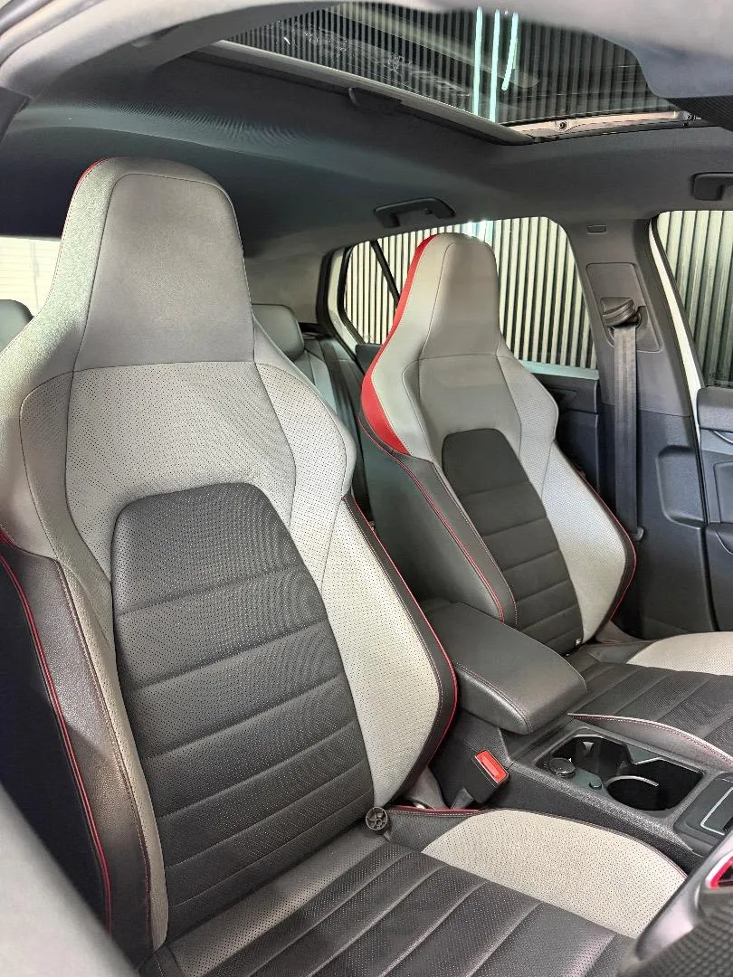 2022 Volkswagen Golf GTI, photo 11 of 12