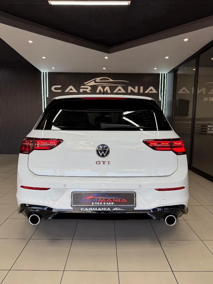 2022 Volkswagen Golf GTI, photo 9 of 12