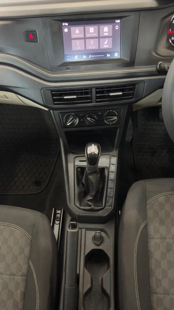 2024 Volkswagen Polo Sedan 1.6 Life Auto, photo 8 of 10