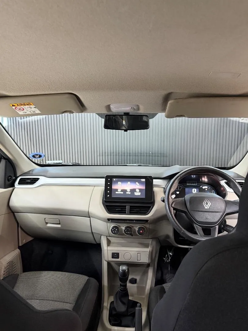 2025 Renault Triber 1.0 Evolution, photo 13 of 15