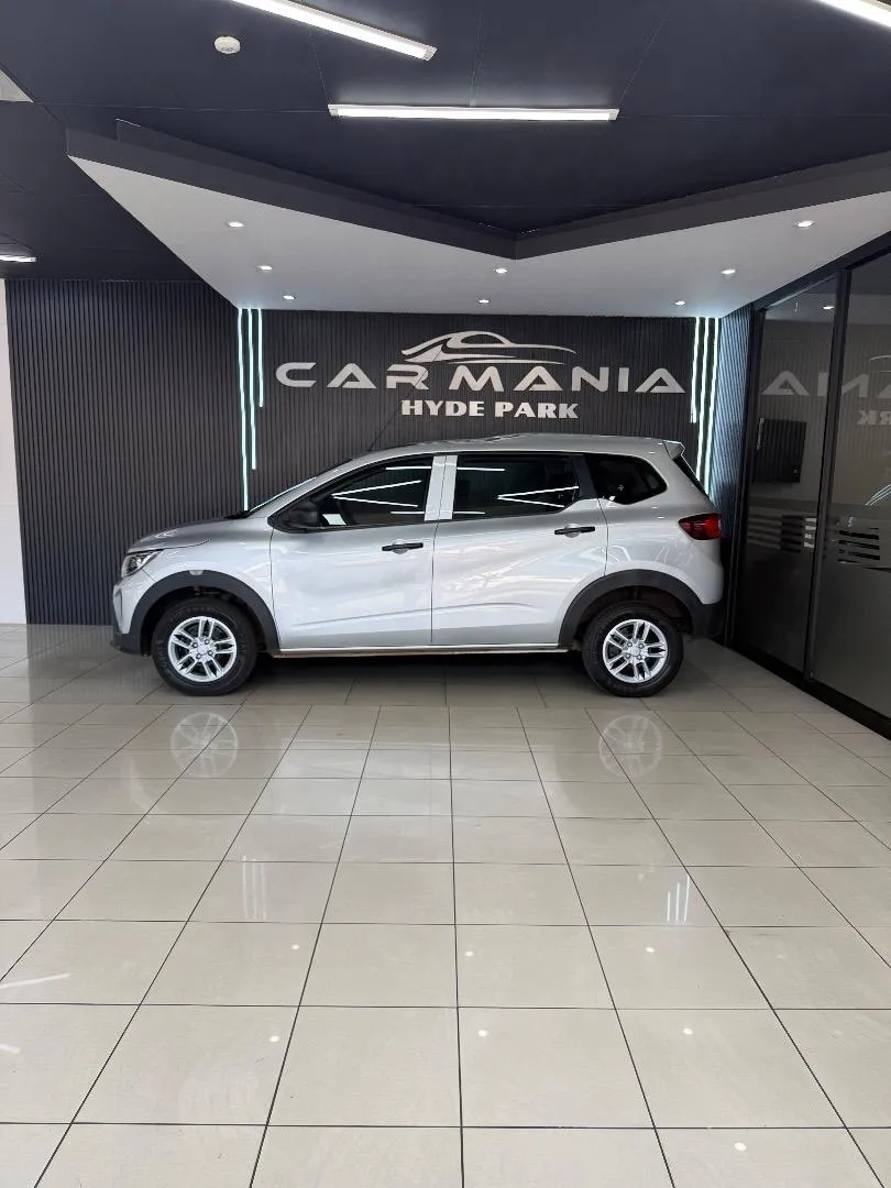 2025 Renault Triber 1.0 Evolution, photo 6 of 15